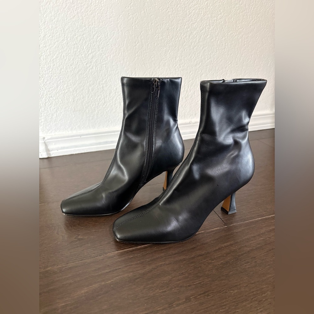 WORN 2X DOLCE VITA GLAMOR BOOTS SIZE 6